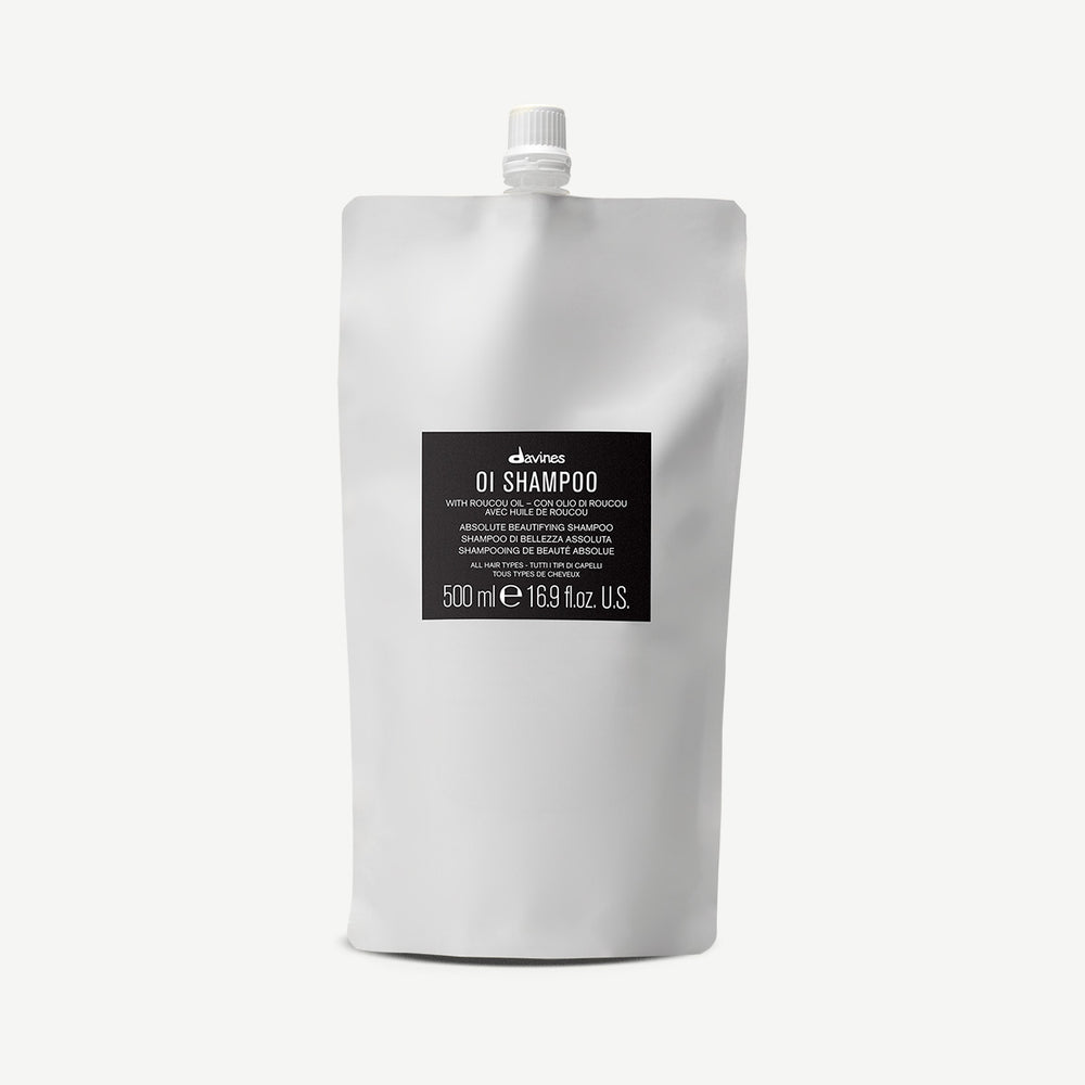 Davines Oi Shampoo 500ml Refill pouch on white background for soft shiny hair — Sable Boutique NZ