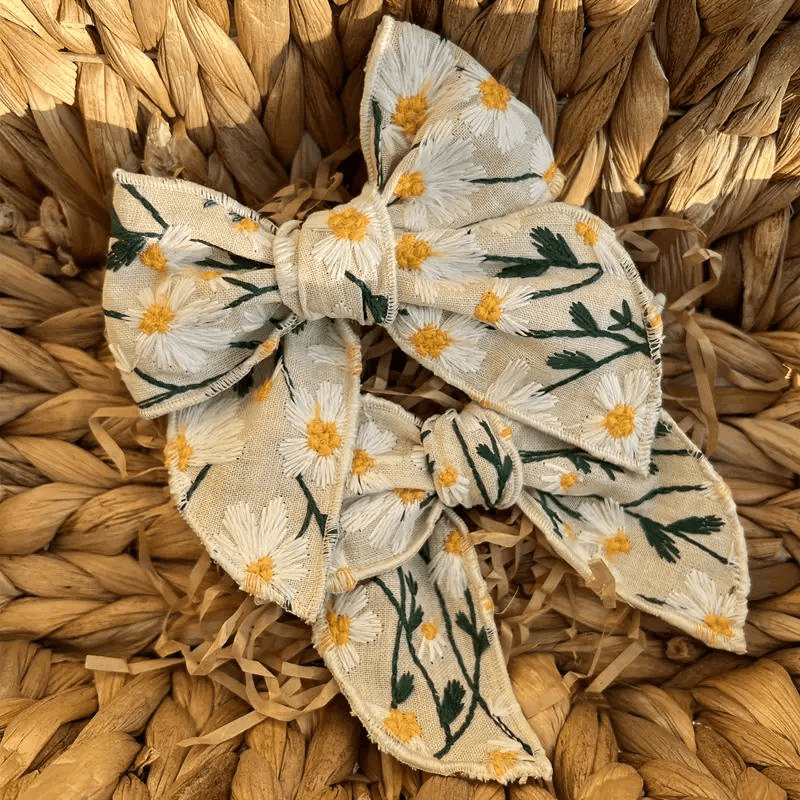 Embroidered Bow Clip