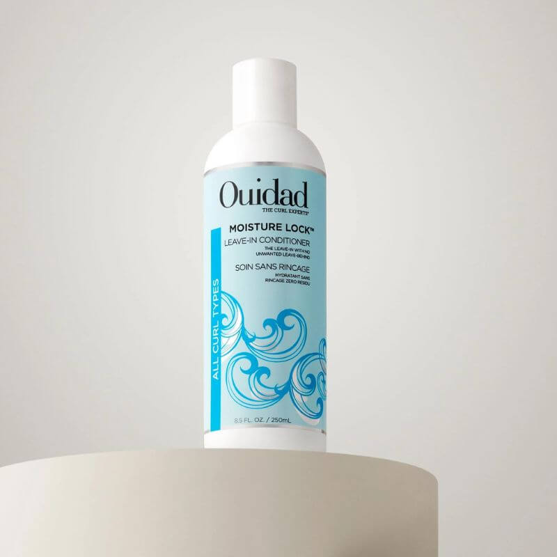 Moisture lock leave in conditioner