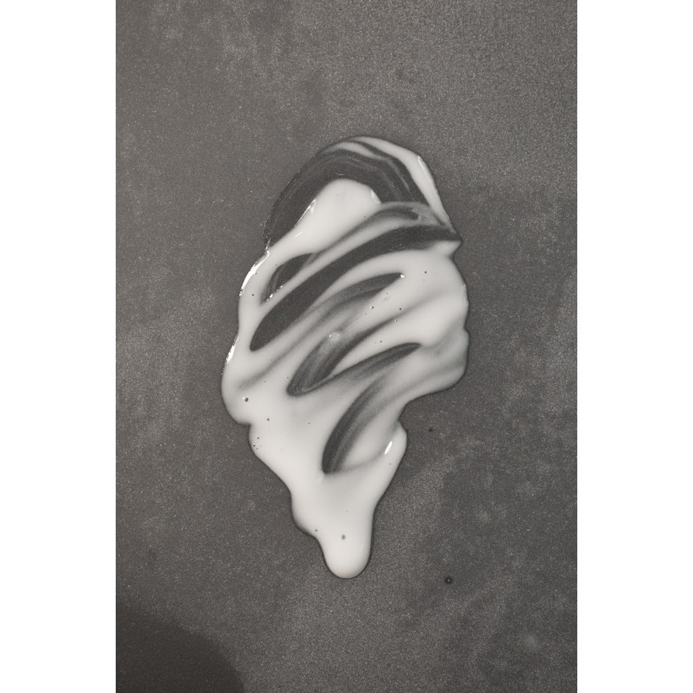 Oway Sublime Hair Milk creamy milk texture