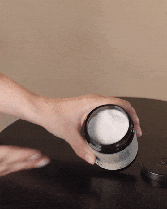 Oway Rebuilding Hair Mask application animation