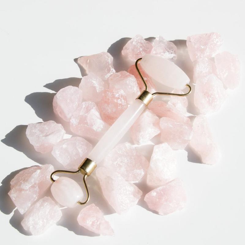 Rose Quartz Facial Roller-Gildie-Sable Boutique