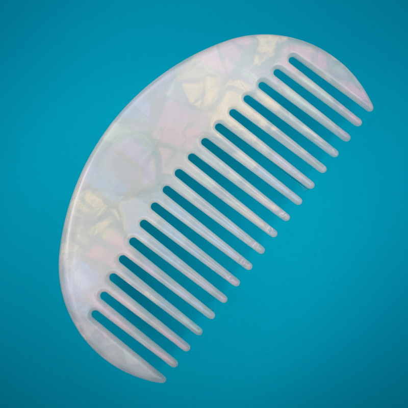 Gildie Curved Comb