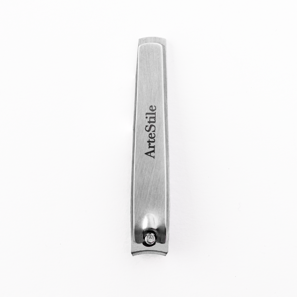 ArteStile Toenail Clippers side view showing the wide sturdy jaw built for thick toenails