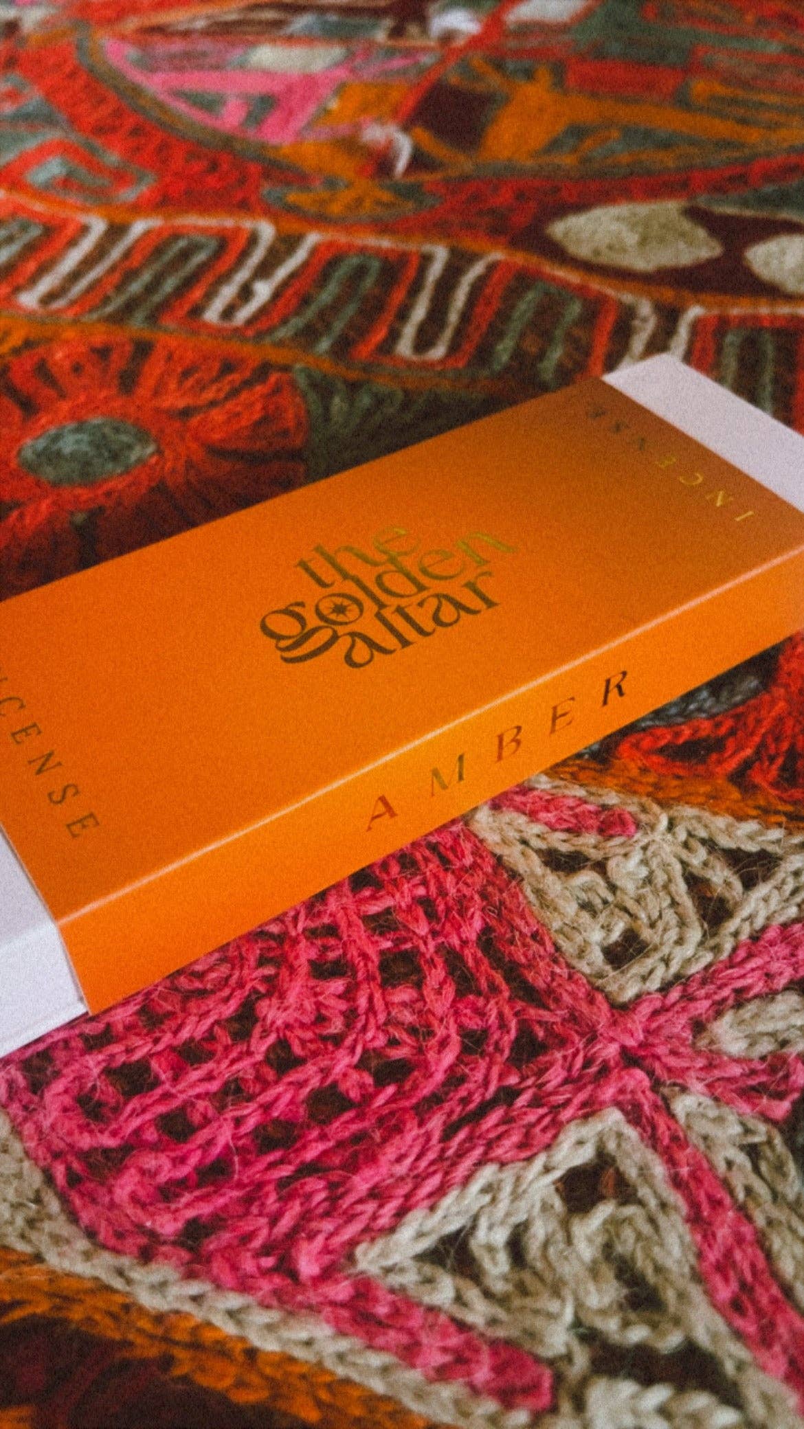 The Golden Altar Natural Incense - Amber