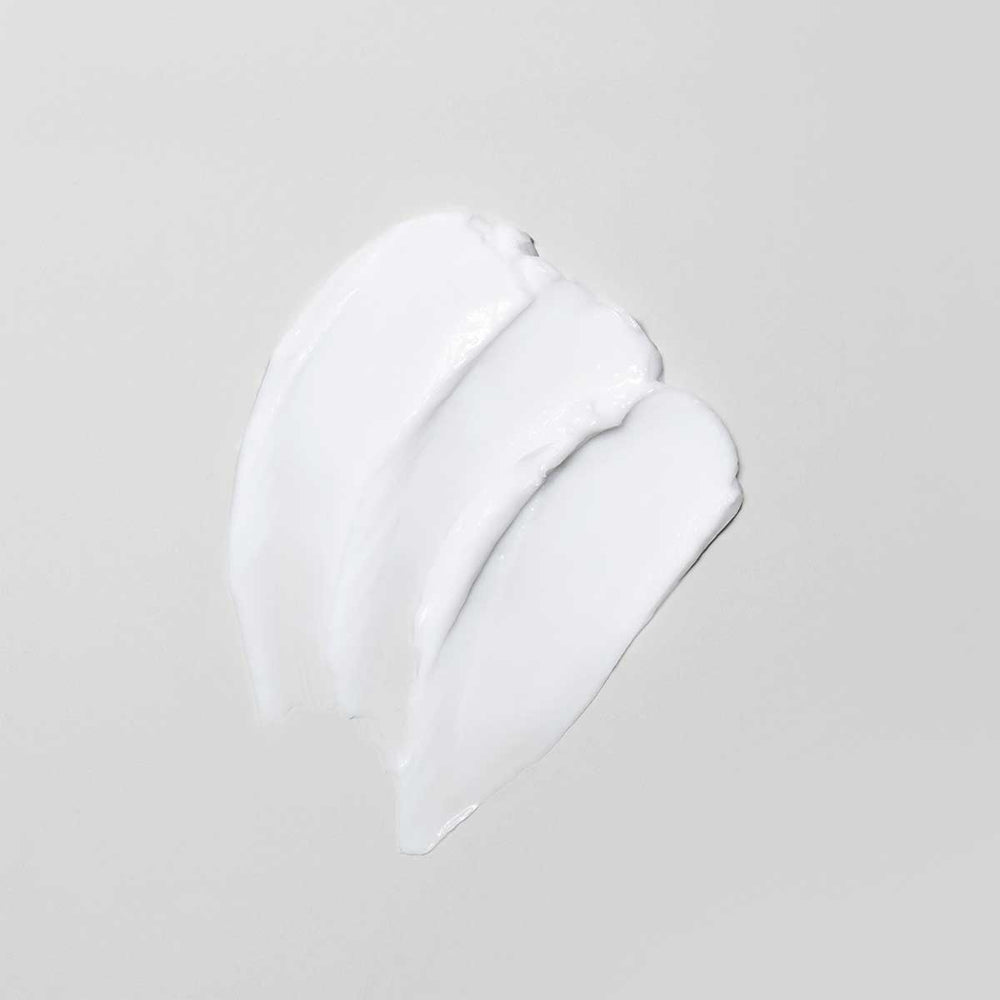Davines Oi Conditioner white background bottle detail for colour treated hair — Sable Boutique NZ
