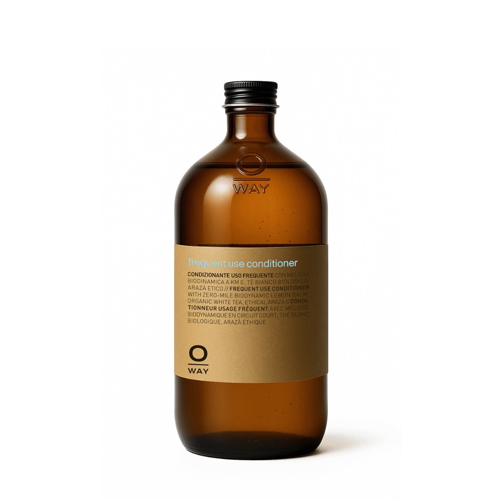 Oway Frequent Use Conditioner 950ml bottle on white background