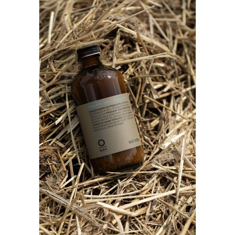 Oway Frequent Use Conditioner bottle with cap
