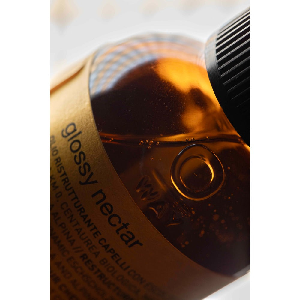 Oway Glossy Nectar Hair Oil bottle detail